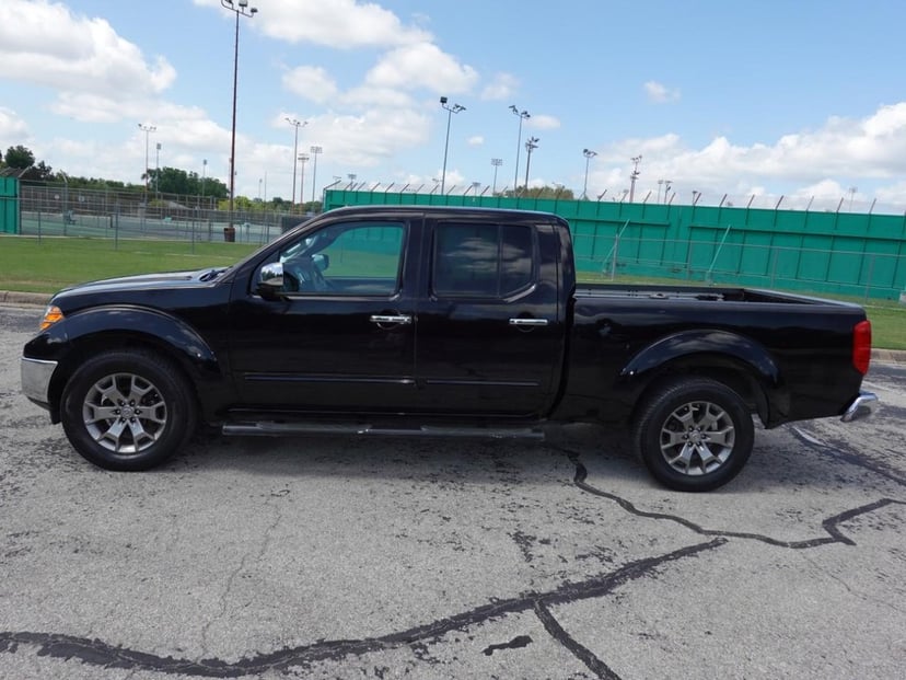 2014 Nissan Frontier - Image 2
