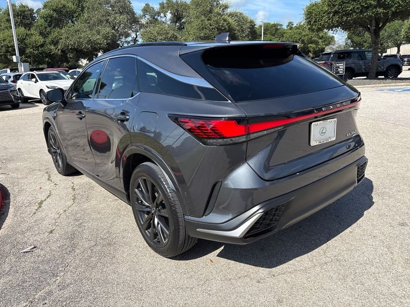 2024 Lexus RX - Image 3
