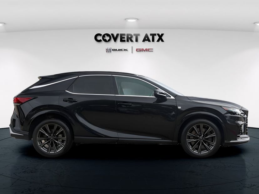 2023 Lexus RX - Image 3
