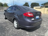 2013 Ford Fiesta - Preview 3