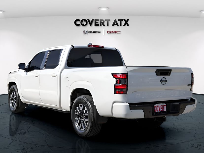 2023 Nissan Frontier - Image 2