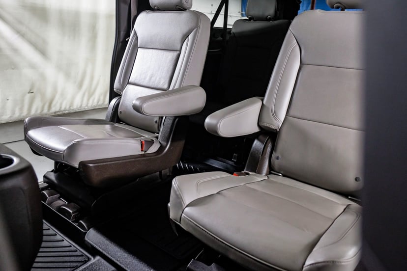 2021 Chevrolet Suburban - Image 3