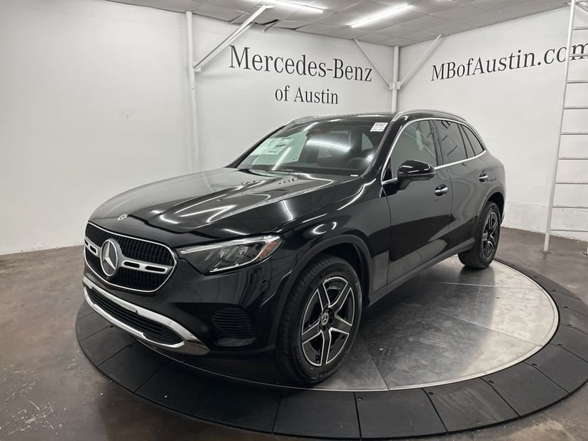 2026 Mercedes-Benz GLC - Image 3