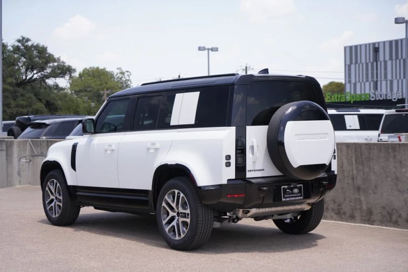 2026 Land Rover Defender - Image 3