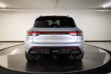2026 Porsche Macan - Preview 6