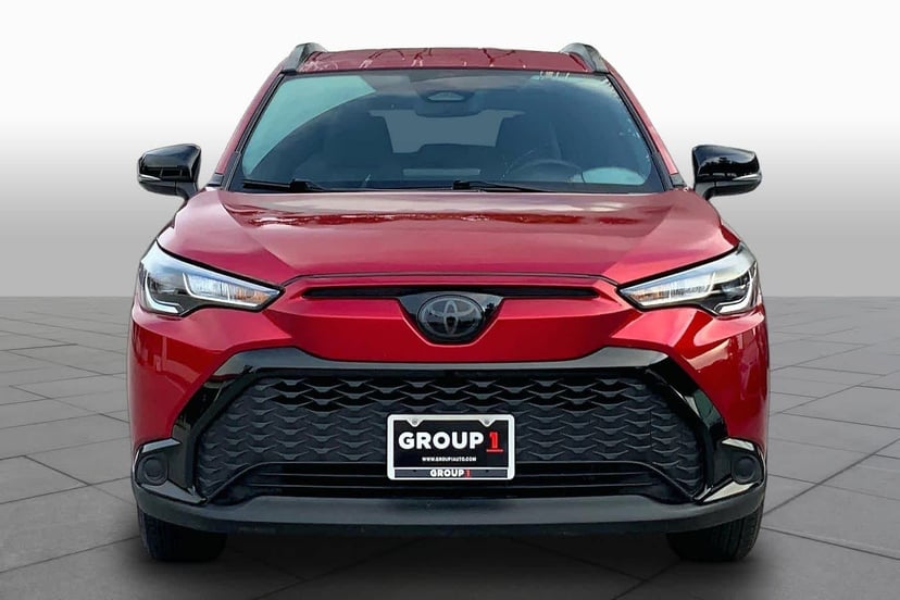 2025 Toyota Corolla Cross - Image 3