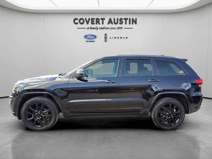 2019 Dodge Grand Cherokee - Image 2