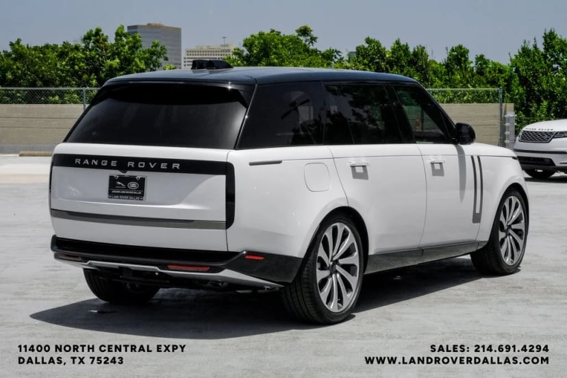 2026 Land Rover Range Rover SE 4D Sport Utility Ostuni Pearl Wht Prem Met - Image 2
