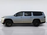 2026 Jeep Grand Wagoneer L - Preview 3