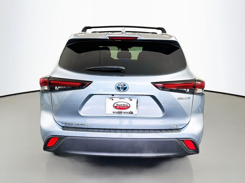 2024 Toyota Highlander - Image 3