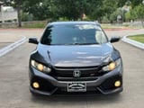 2017 Honda Civic - Preview 3