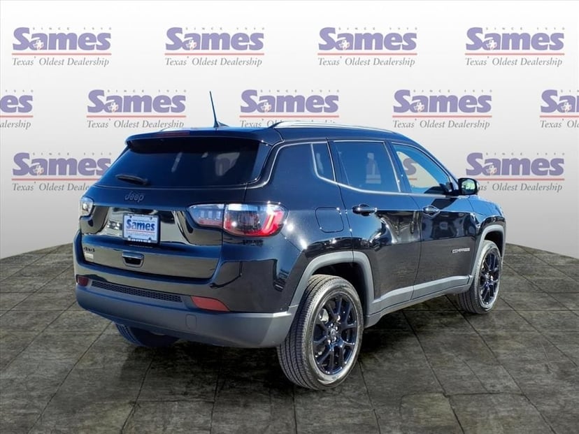 2026 Jeep Compass - Image 2