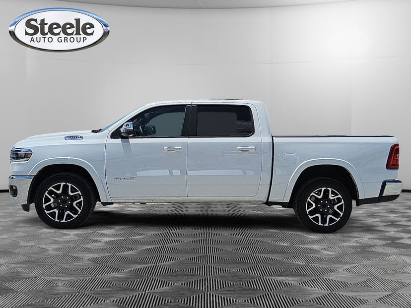 2025 Ram 1500 - Image 2