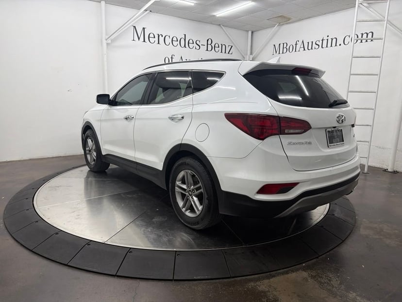 2017 Hyundai Santa Fe Sport - Image 2