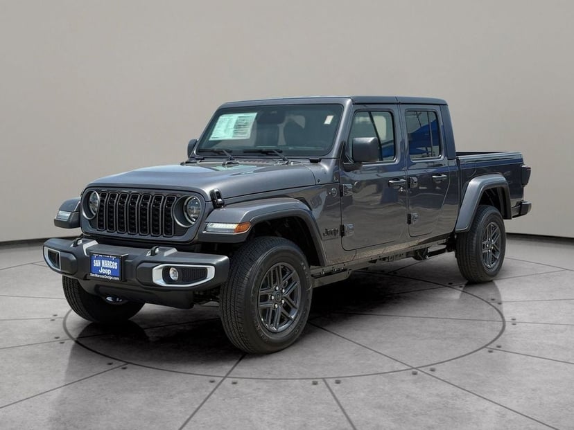 2026 Jeep Gladiator - Image 1