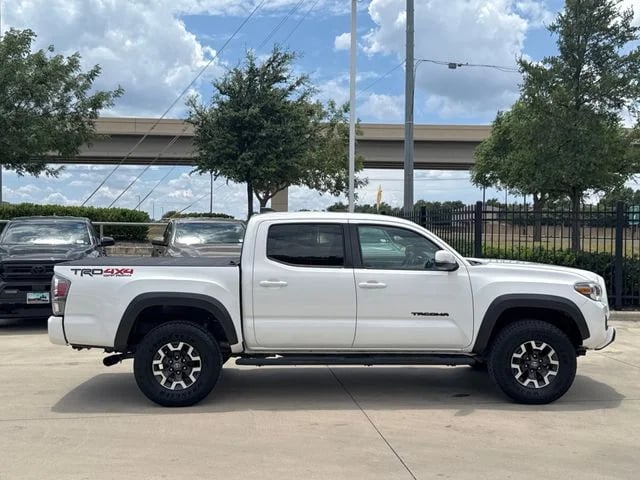 2020 Toyota Tacoma - Image 2