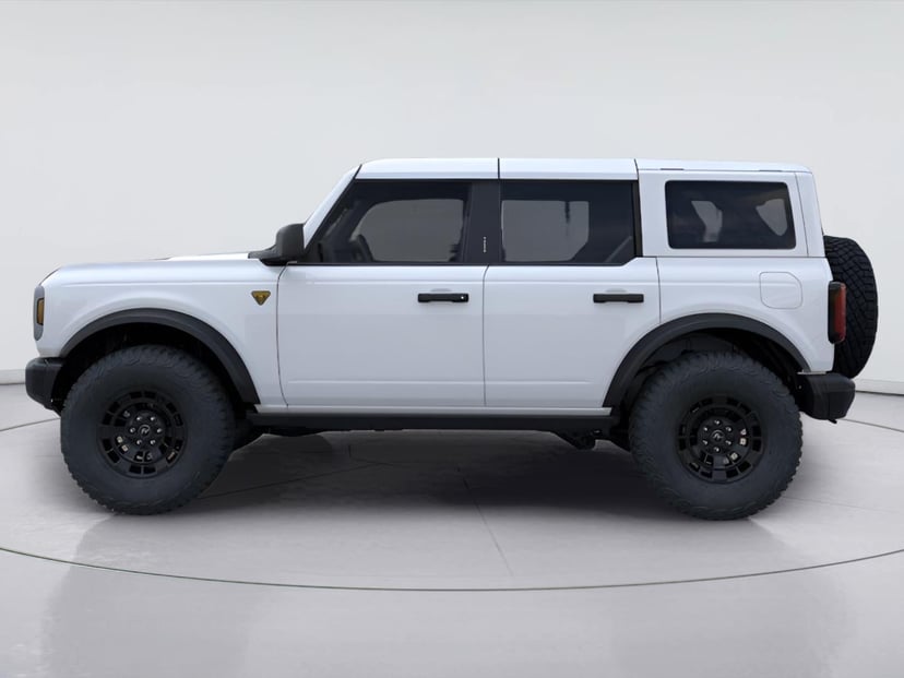2026 Ford Bronco - Image 2