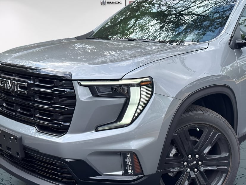 2027 GMC Acadia - Image 1