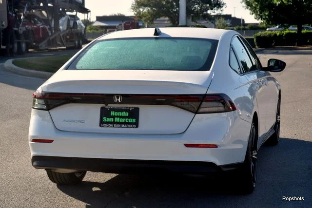 2026 Honda Accord Sedan SE 4D Sedan Platinum White Pearl - Image 3