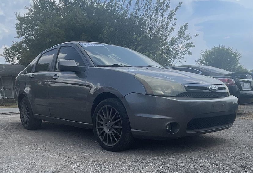 2010 Ford Focus - Image 1