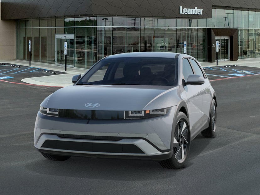 2026 Hyundai Ioniq 5 - Image 3
