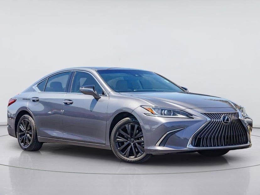 2019 Lexus ES - Image 1