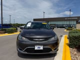 2018 Chrysler Pacifica - Preview 10