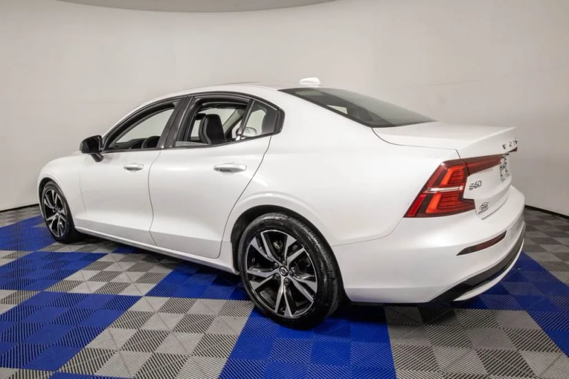 2025 Volvo S60 - Image 3