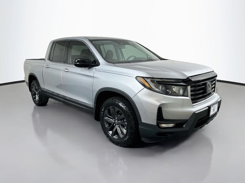 2023 Honda Ridgeline - Image 1