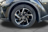 2020 Toyota C-HR - Preview 10