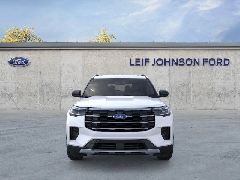 2026 Ford Explorer - Image 3
