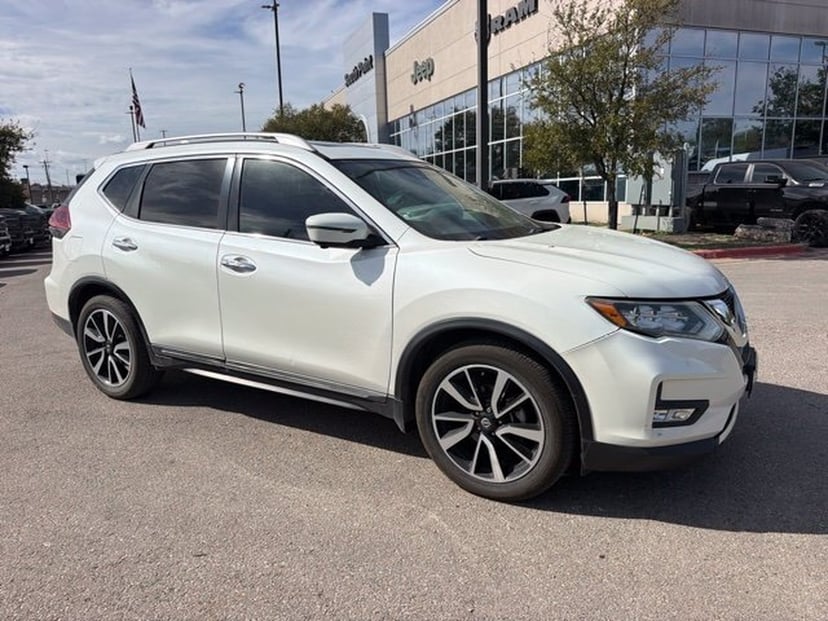 2019 Nissan Rogue - Image 1