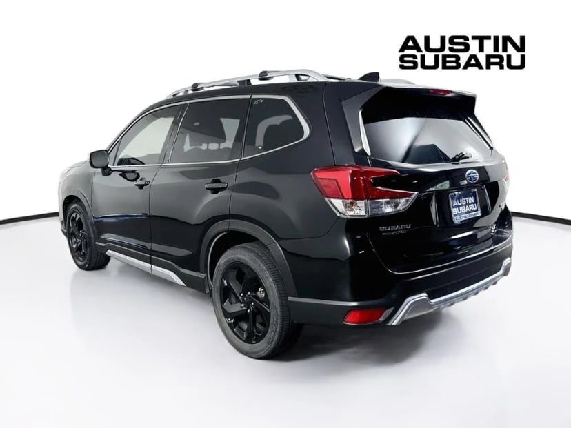 2023 Subaru Forester - Image 3