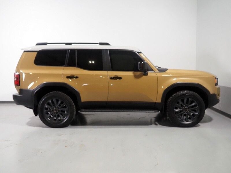 2024 Toyota Land Cruiser - Image 2