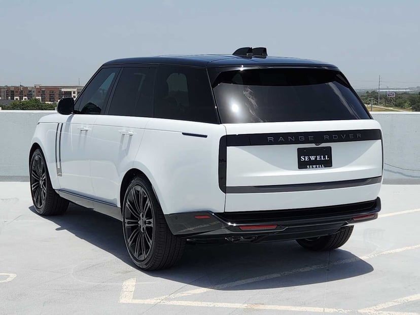 2026 Land Rover Range Rover - Image 3