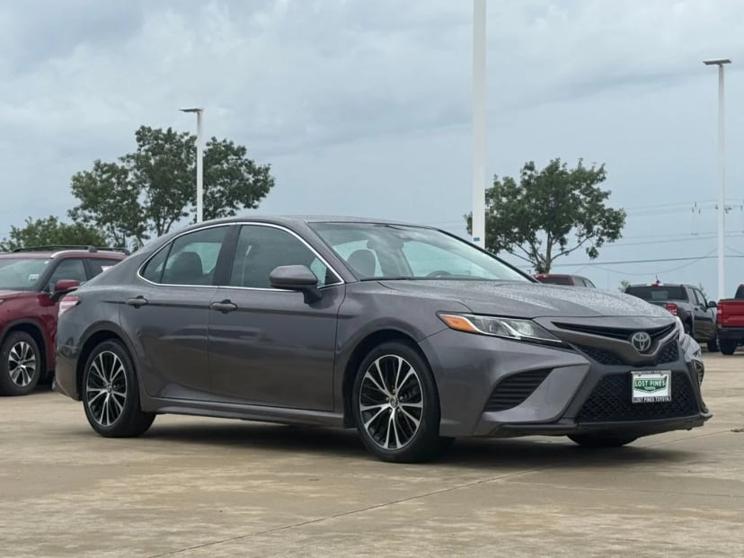 2020 Toyota Camry - Image 1