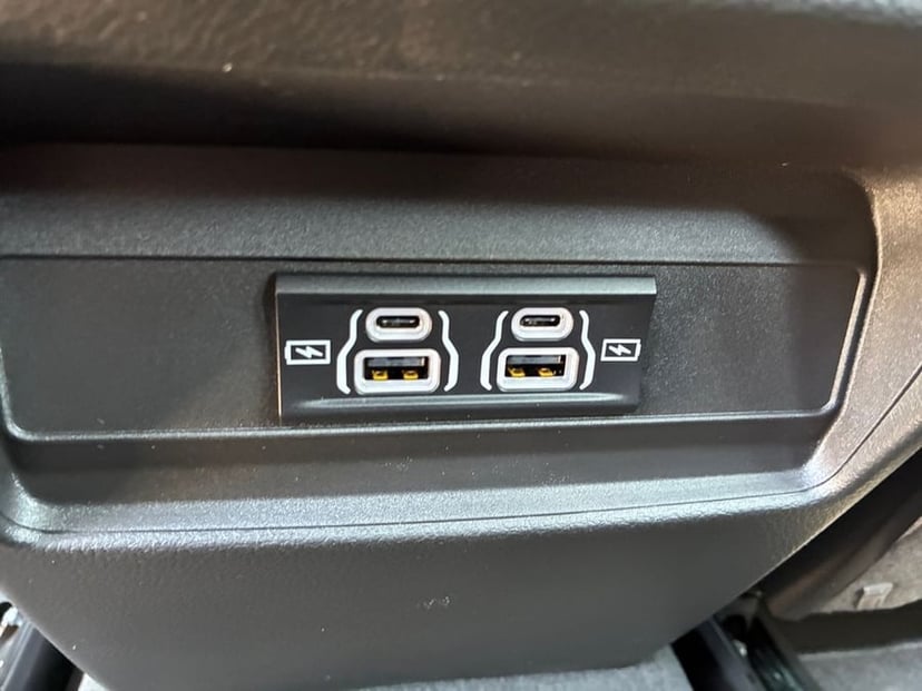 2026 Jeep Grand Cherokee - Image 2