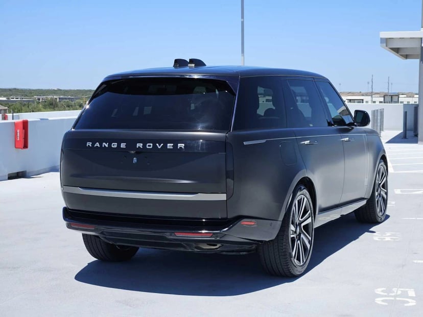 2023 Land Rover Range Rover - Image 1