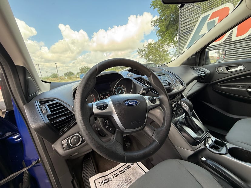 2016 Ford Escape - Image 2