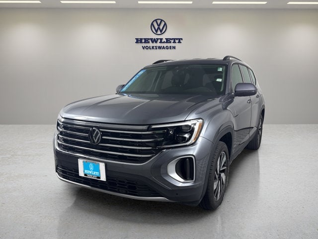 2025 Volkswagen Atlas - Image 1