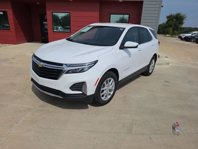 2023 Chevrolet Equinox - Image 1