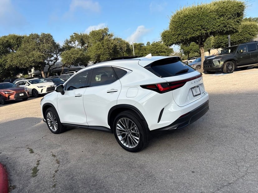 2026 Lexus NX - Image 3