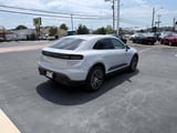 2025 Porsche Macan Electric - Preview 4