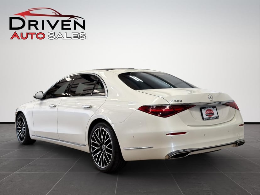 2022 Mercedes-Benz S-Class - Image 3