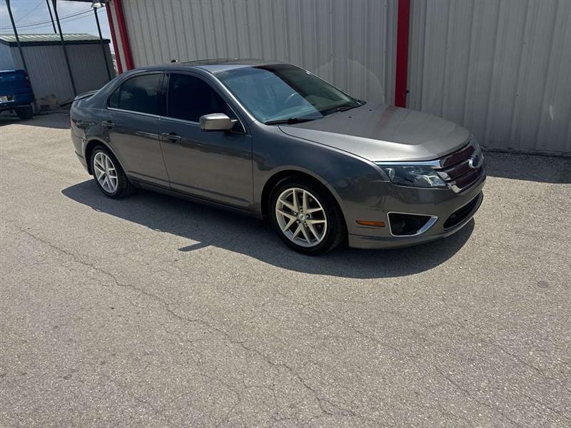 2010 Ford Fusion - Image 2