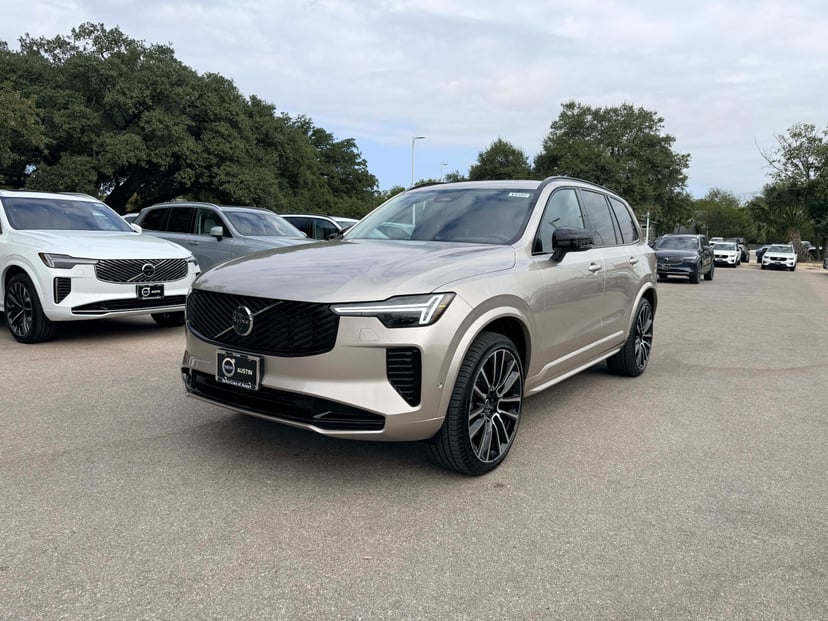 2026 Volvo XC90 - Image 1
