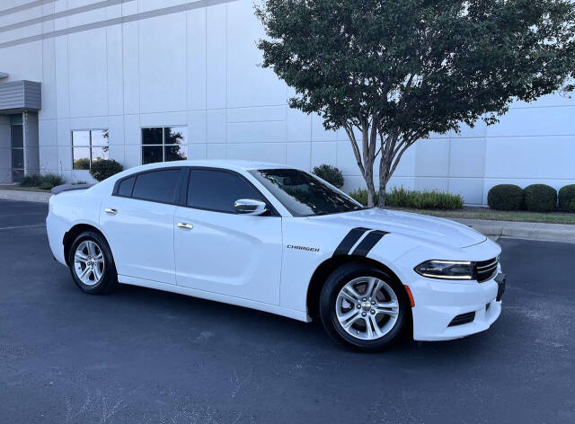2016 Dodge Charger - Image 1