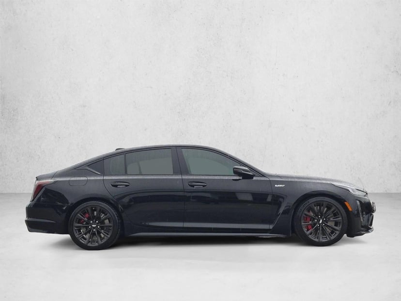 2022 Cadillac CT5 - Image 3