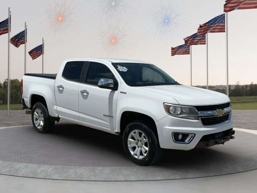 2017 Chevrolet Colorado - Image 2