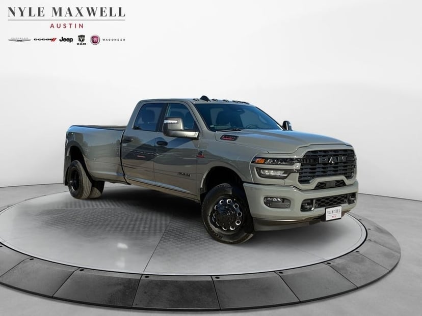 2027 Ram 3500 - Image 2